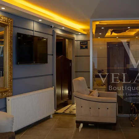 Velaris Boutique