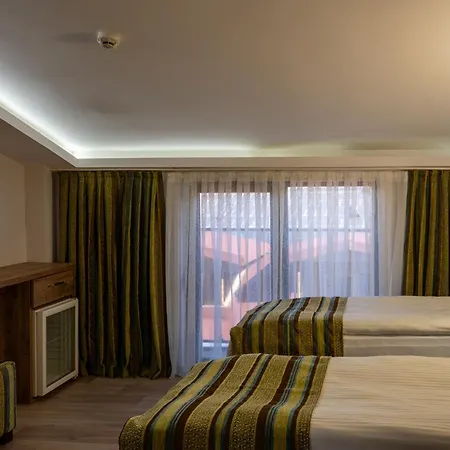 Velaris Boutique Hotel