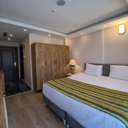 Hotel Velaris Boutique *